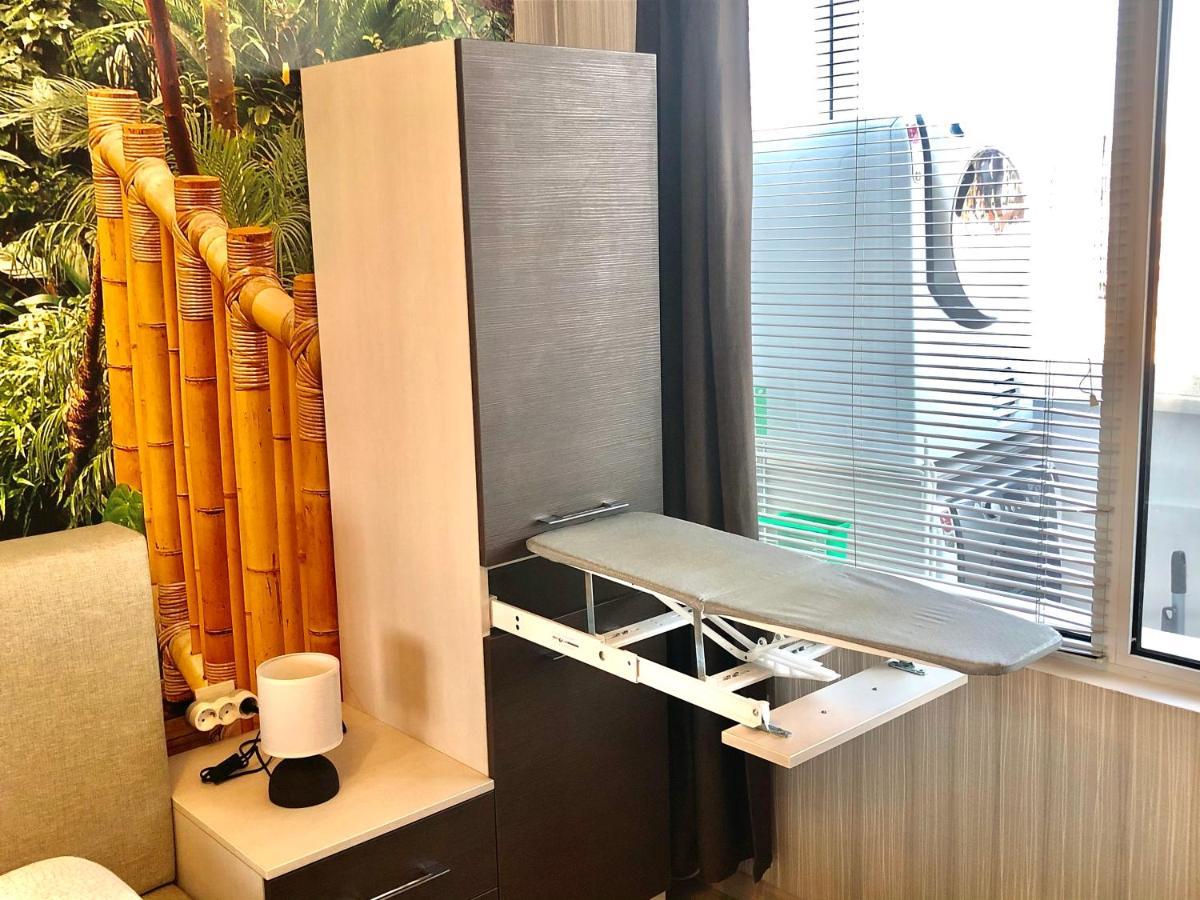 Avelov Art Apartment Burgas City Eksteriør billede