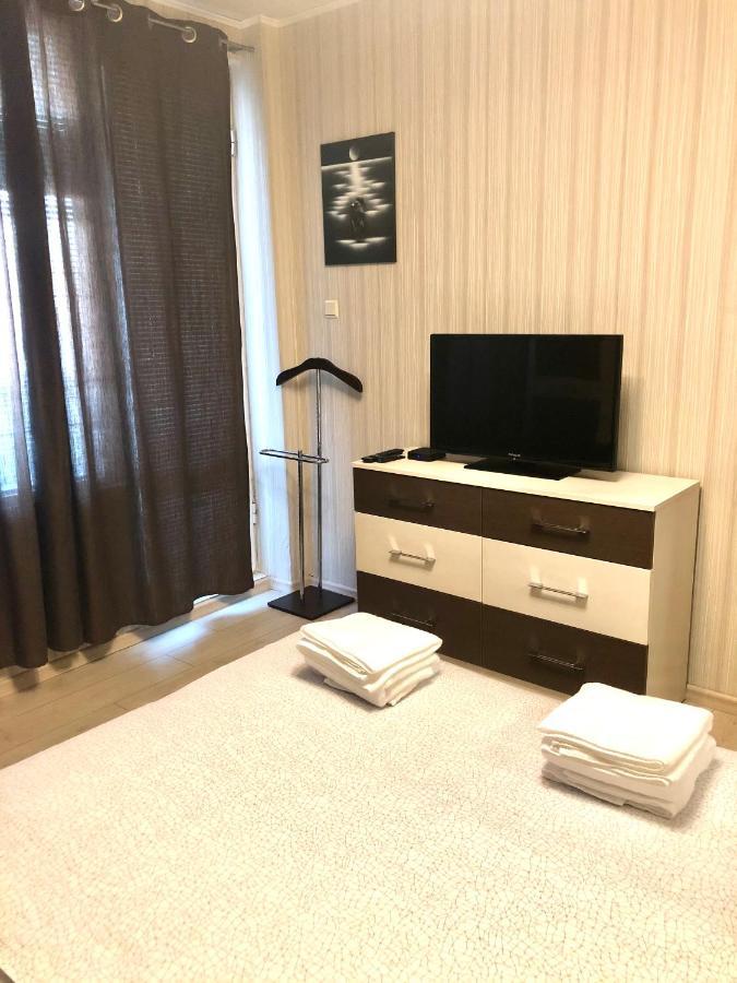 Avelov Art Apartment Burgas City Eksteriør billede